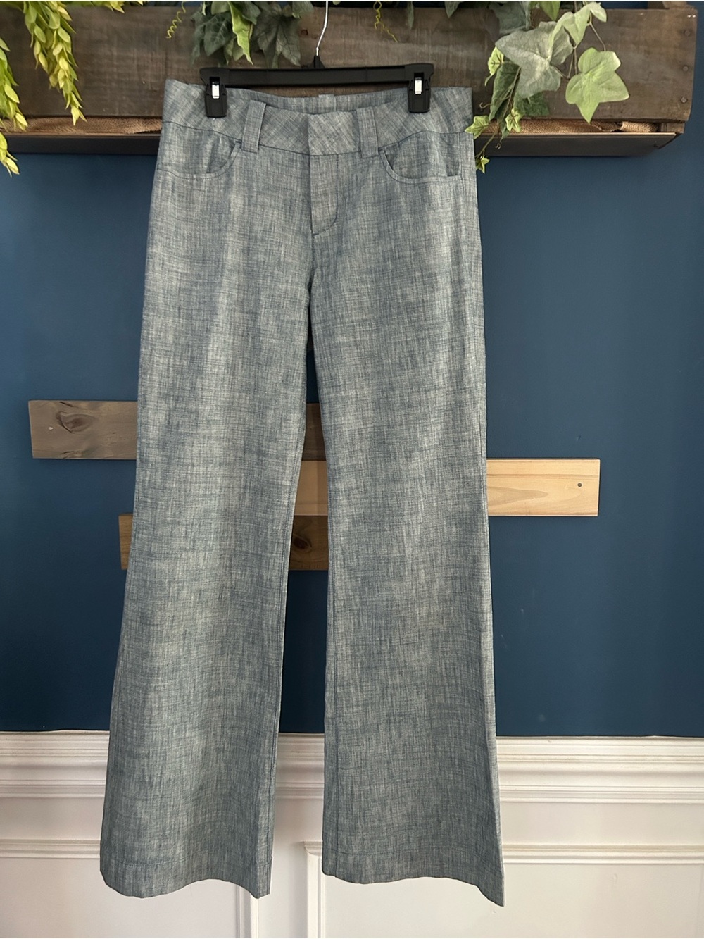 Joe’s Women's Wide-Leg Chambray Pants NWOT. 29Tall